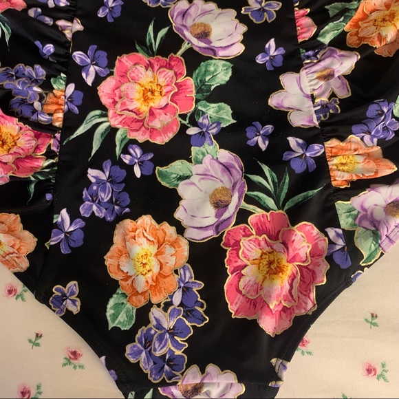 Torrid Black Metallic Floral Peplum Midkini Two Piece Swimsuit Bikini SET 3X - Picture 7 of 8